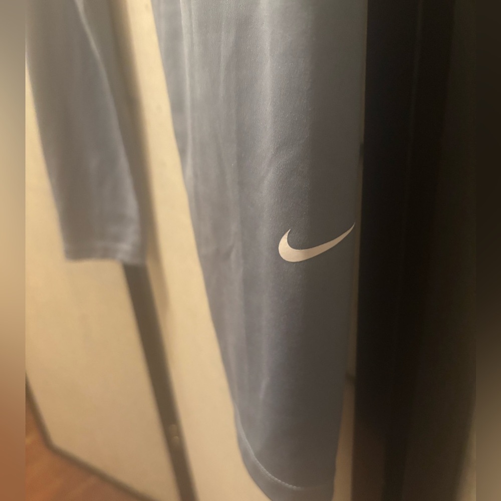 NIKE Dri-FIT Light Blue-Gray Active Leggings - Picture 3 of 5